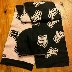 Matching FOX racing beanie and scarf reversible